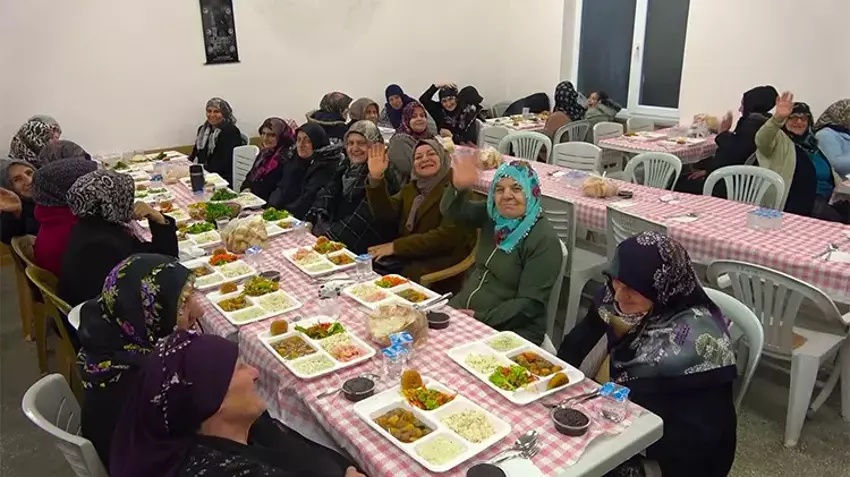 Ramazan’da Yemekler Erkeklerden